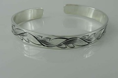 Armband-gravyr